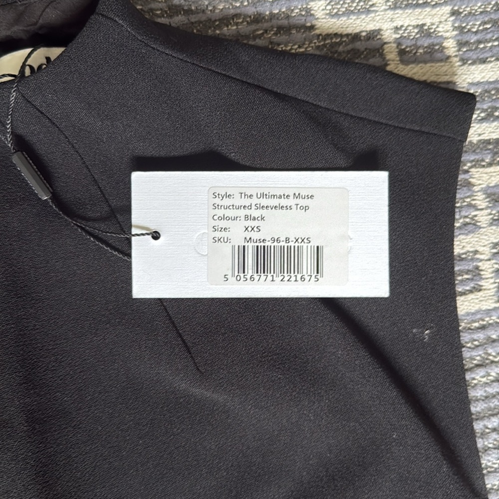 Odd Muse London The Ultimate Muse Structured Sleeveless Black Top Blouse Crepe - Picture 4 of 10